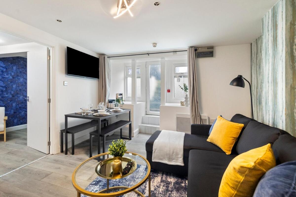 Cosy Gem Next Transport Easy Access Apartment